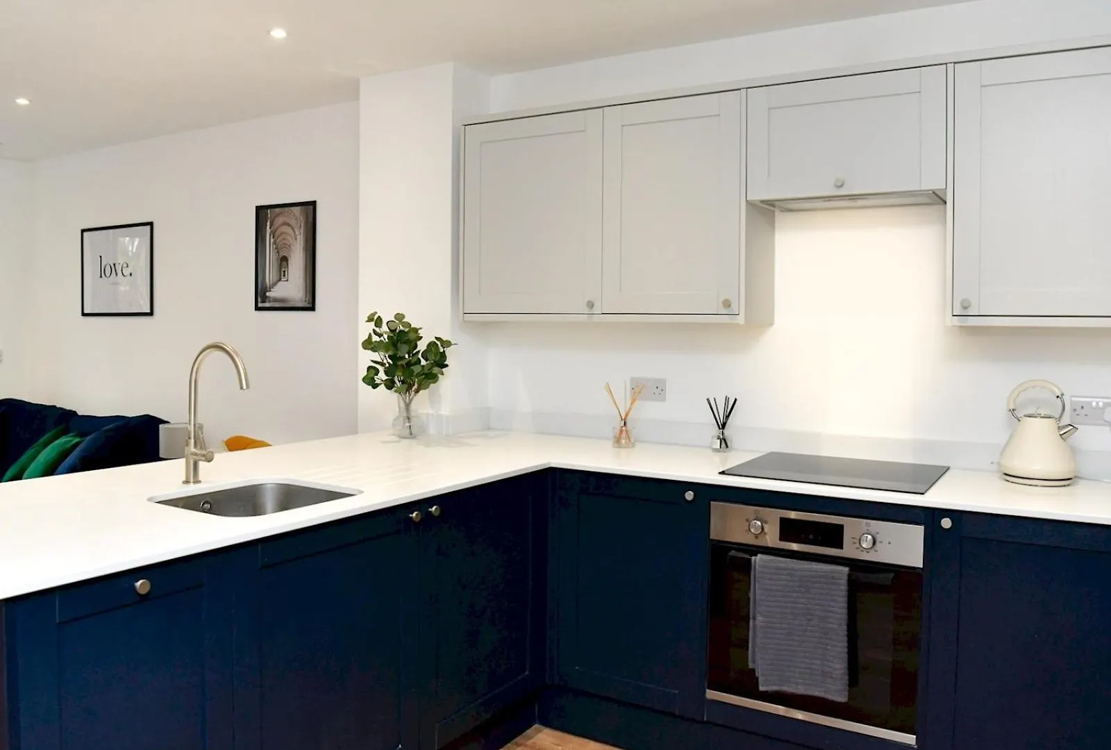 Tatil Evi Pass The Keys Beautiful 3 Bed Town House Villa Cardiff